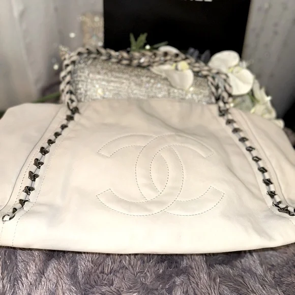 π₯ CHANEL Gorgeous βCCβ logo Bone all-leather braided chain link bag w/ COA. WOW! - Picture 3 of 12